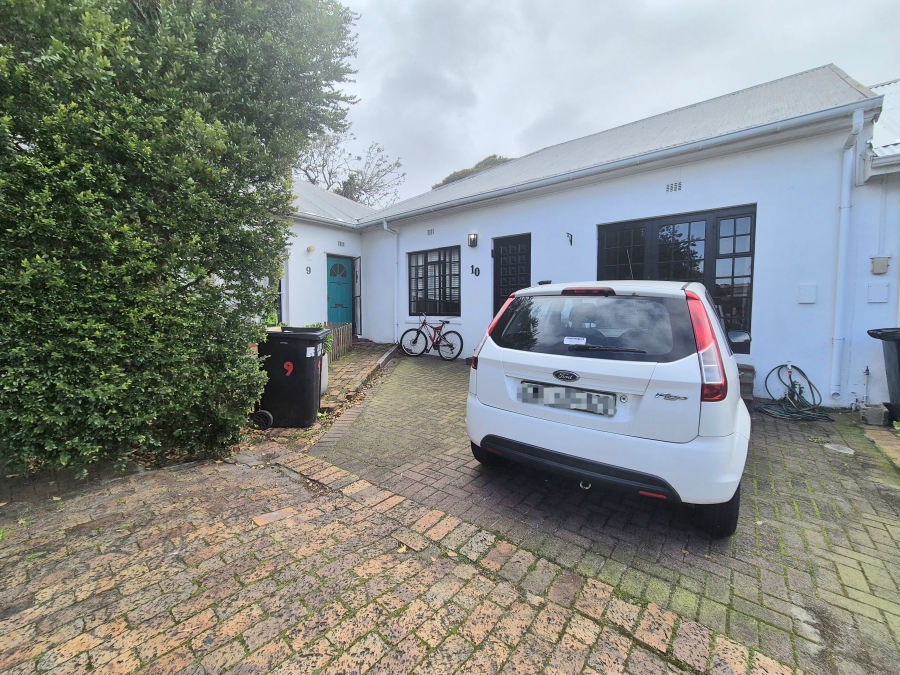 2 Bedroom Property for Sale in Wynberg Western Cape